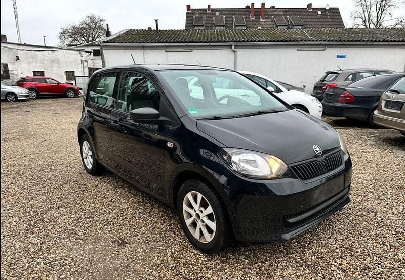 Gebraucht Skoda Citigo Active 68 PS (50 kW) 2014 Schwarz Kleinwagen
