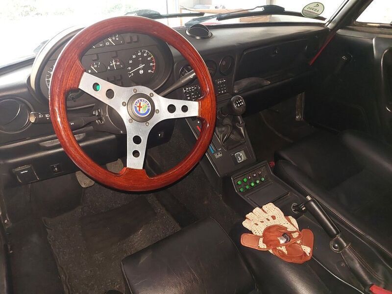 Gebraucht Alfa Romeo Spider 120 PS (88 kW) 1989 Rot Cabrio