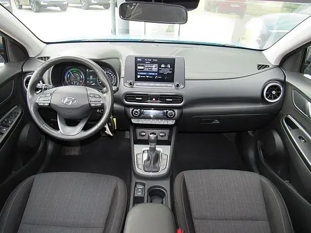 Gebraucht Hyundai Kona Select 141 PS (103 kW) 2021 Blau SUV