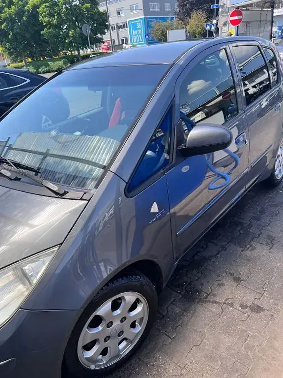 Gebraucht Mitsubishi Colt Inform 95 PS (69 kW) 2005 Braun Kleinwagen