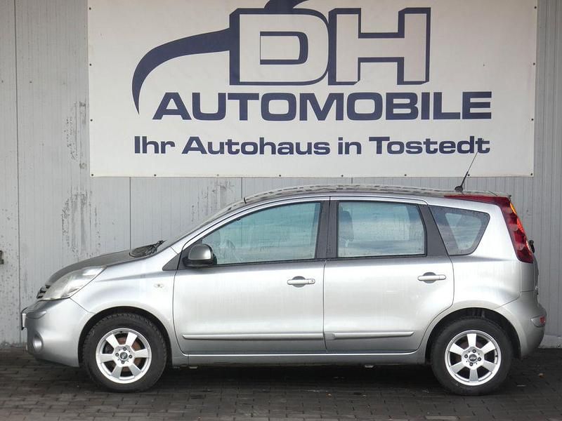 Gebraucht Nissan Note Acenta 88 PS (64 kW) 2009 Silber Kleinwagen