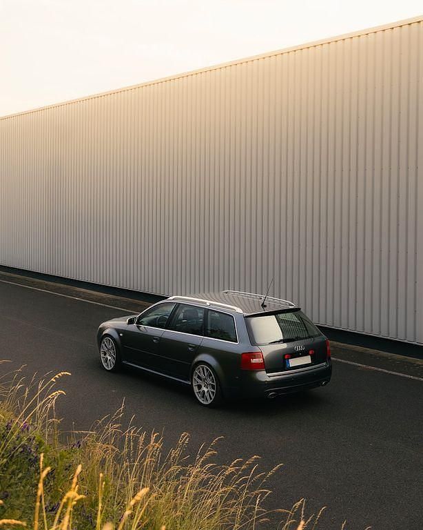 Second-hand Audi RS6 Performance 450 CP (330 kW) 2003 Gri Break