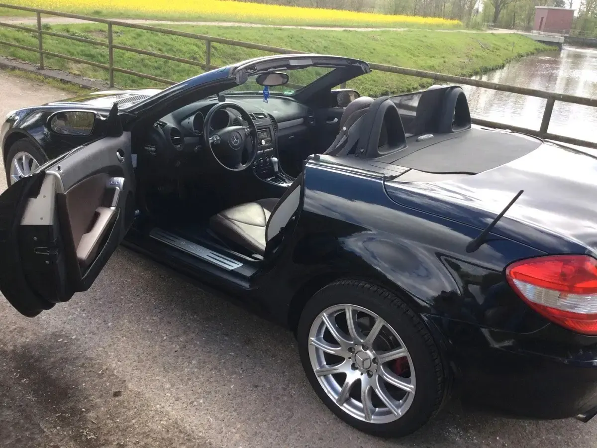 Gebraucht Mercedes SLK200 160 PS (117 kW) 2006 Schwarz Cabrio
