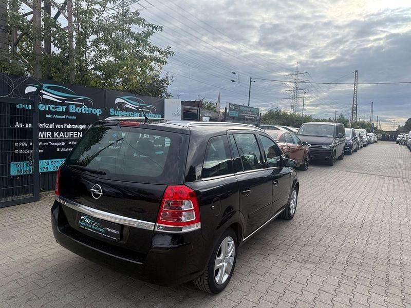 Gebraucht Opel Zafira Edition 116 PS (85 kW) 2008 Schwarz Van / Kleinbus