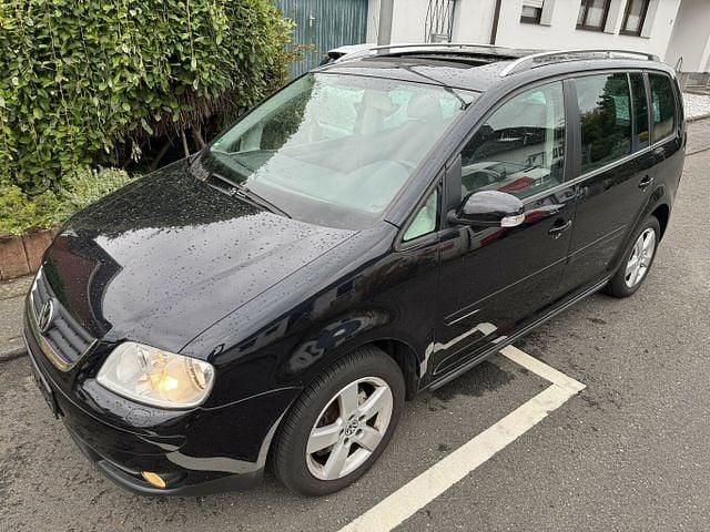 Deep black perleffekt Gebraucht 2006 VW Touran Highline Van / Kleinbus | 1.500 € (Superpreis) - Bild 1/4