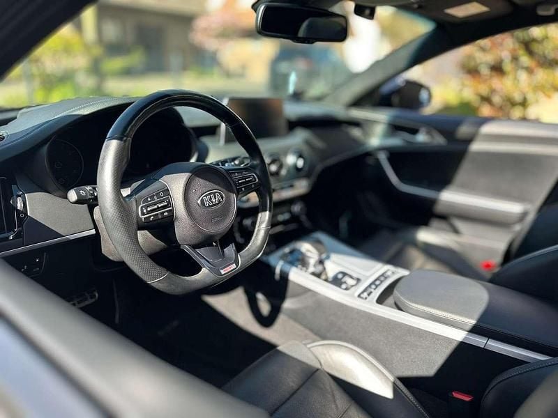 Gebraucht Kia Stinger GT 366 PS (269 kW) 2019 Schwarz Kleinwagen