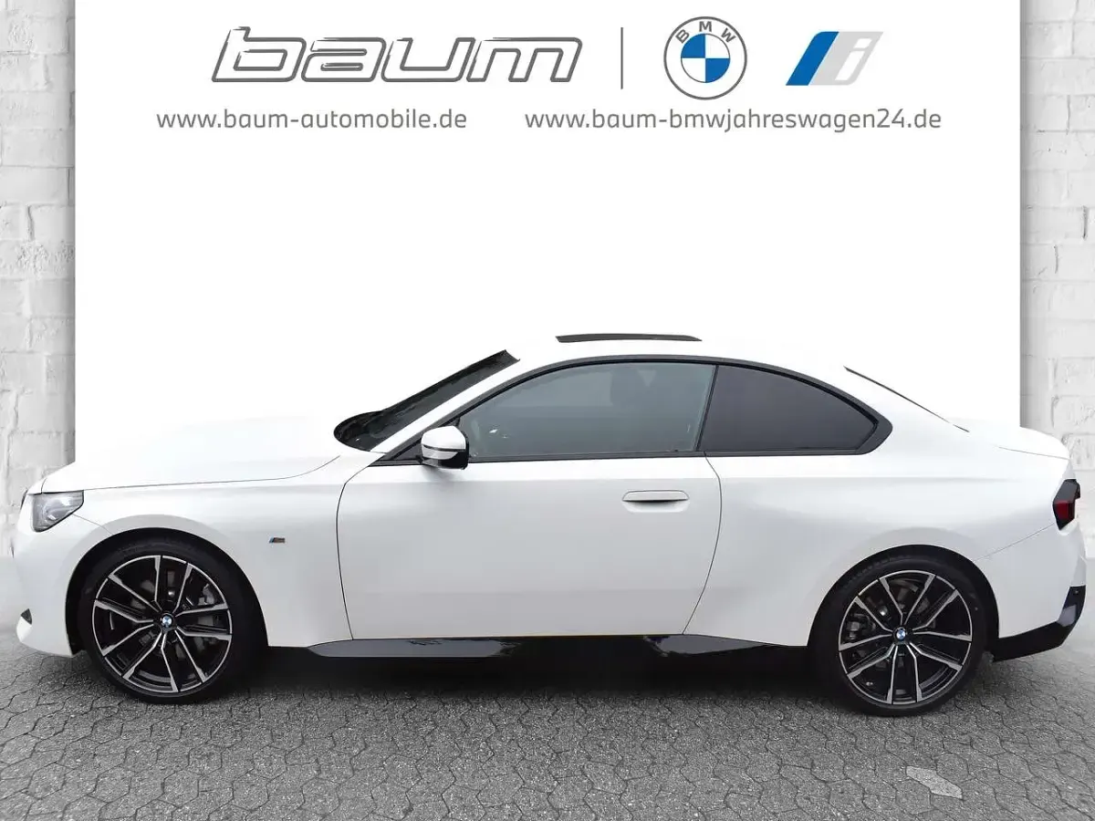 Gebraucht BMW 230 M Sport 245 PS (180 kW) 2023 Alpinweiß uni Coupé