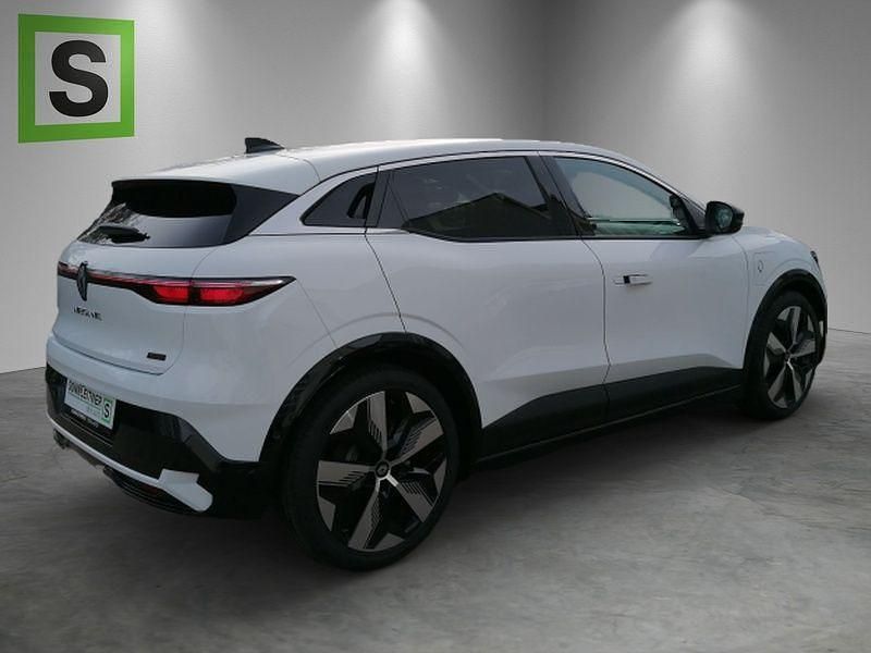 Gebraucht Renault Megane E-Tech Komfort 160 kW (218 PS) 2024 Weiß Limousine