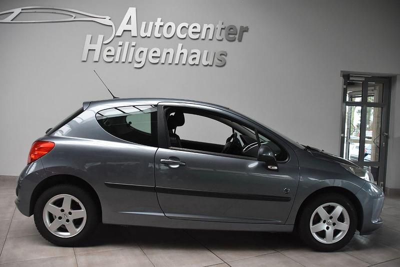 Gebraucht Peugeot 207 Urban Move 95 PS (69 kW) 2008 Grau Kleinwagen