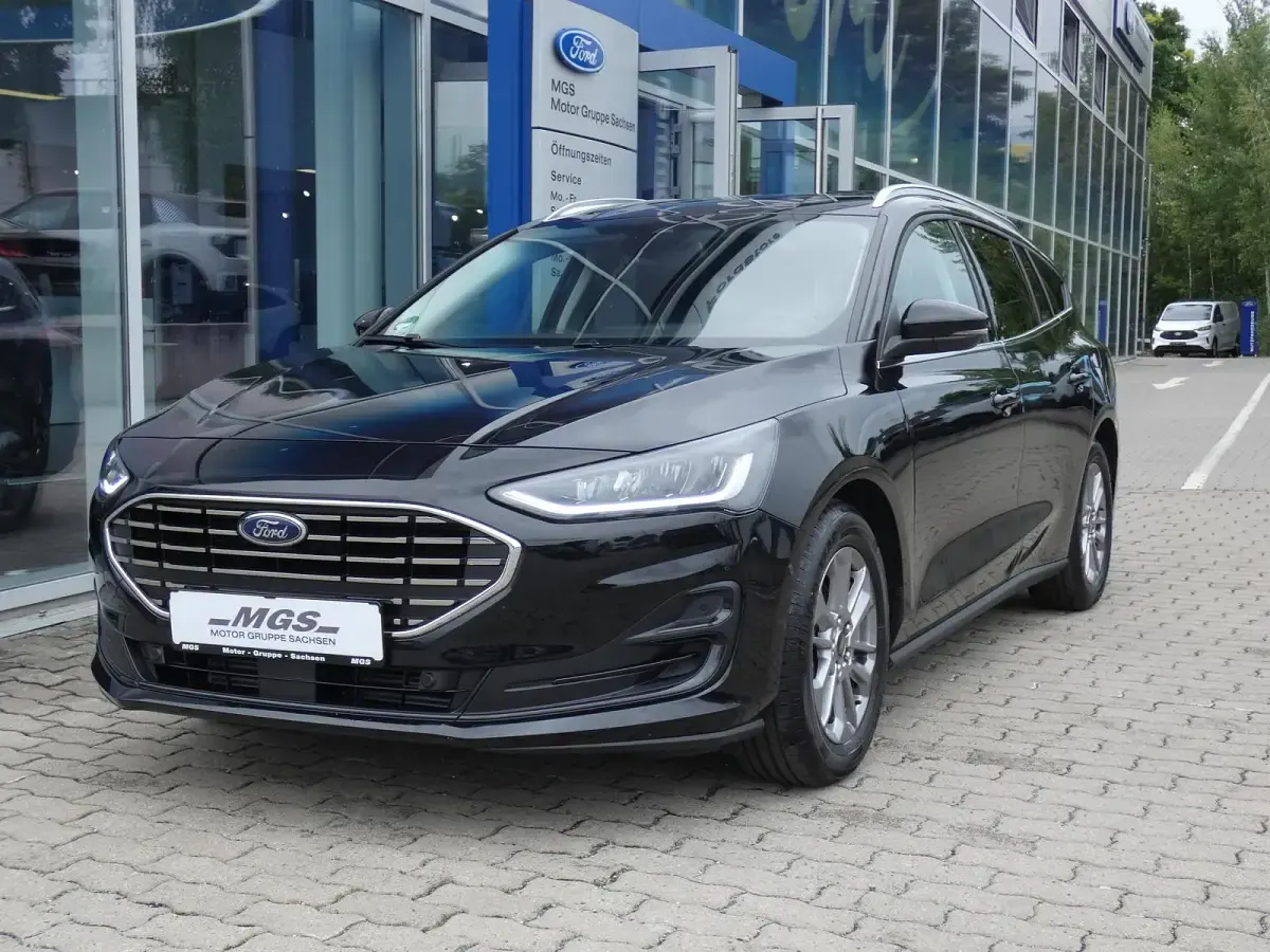 Gebraucht Ford Focus Titanium X 155 PS (114 kW) 2026 Agate black metallic Limousine