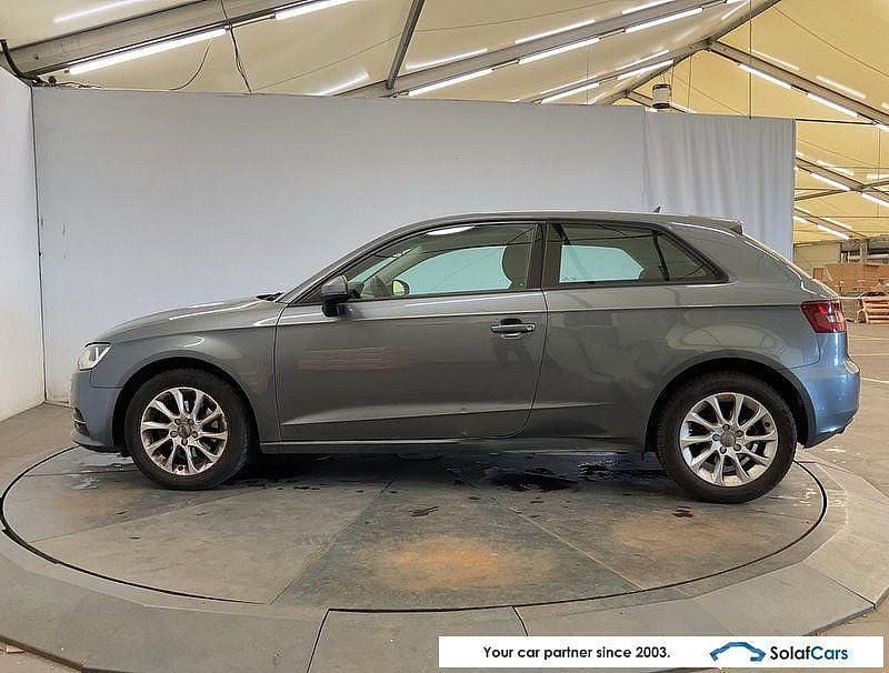 Gebraucht Audi A3 110 PS (80 kW) 2014 Grau Limousine