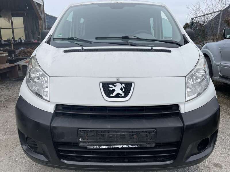 Weiß Gebraucht 2012 Peugeot Expert Van | 1.650 € - Bild 1/4
