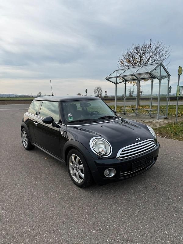 Schwarz Gebraucht 2007 Mini Cooper Kleinwagen | 2.490 € (Guter Preis) - Bild 1/4