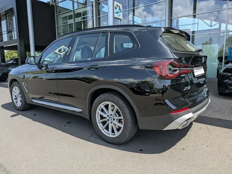 Gebraucht BMW X3 Sport Line 190 PS (139 kW) 2022 Schwarz SUV