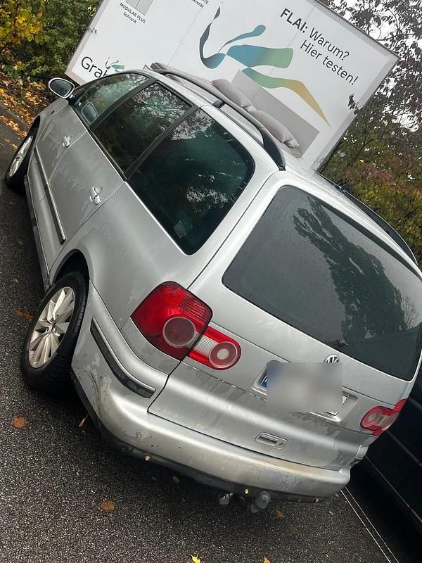 Silber Gebraucht 2004 VW Sharan Van / Kleinbus | 1.700 € (Guter Preis) - Bild 1/4