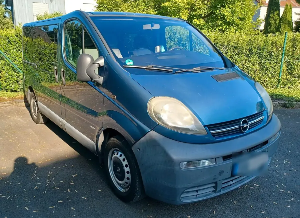 Gebraucht Opel Vivaro 101 PS (74 kW) 2005 Van / Kleinbus