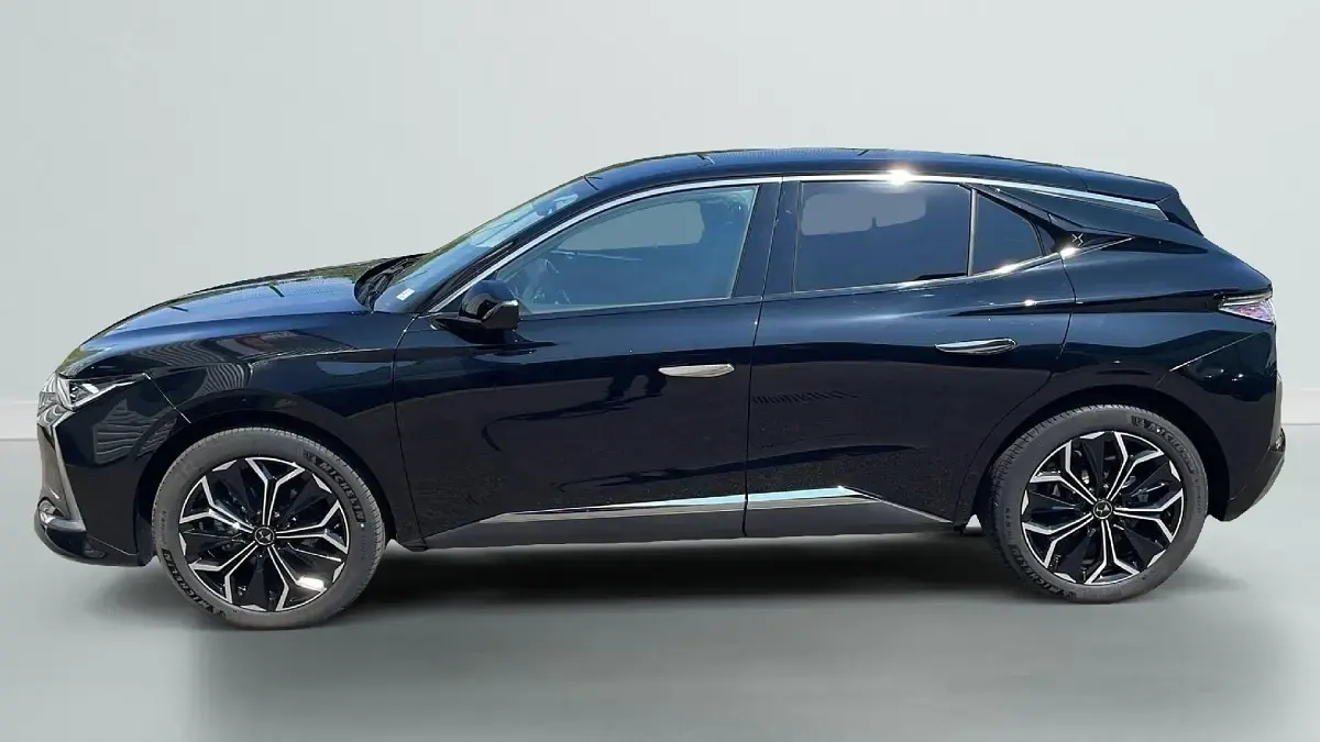 Gebraucht DS Automobiles DS4 Rivoli 131 PS (96 kW) 2024 Schwarz (noir perla nera) SUV