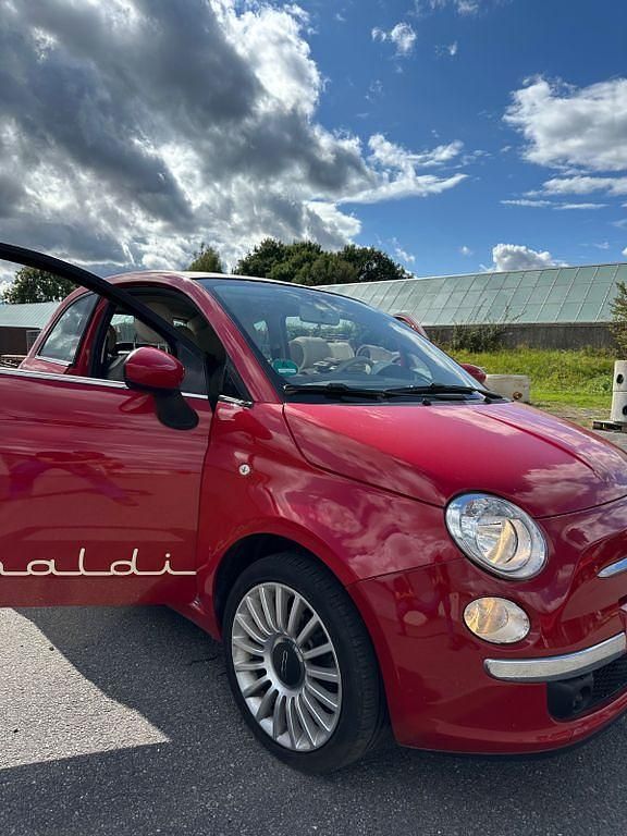 Rot Gebraucht 2013 Fiat 500C Cabrio | 6.950 € (Guter Preis) - Bild 1/4