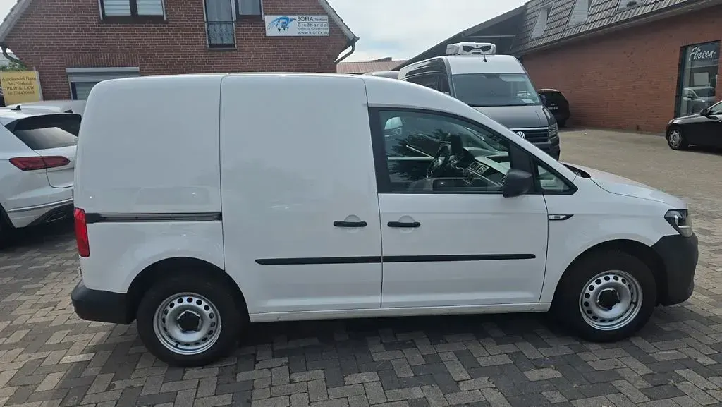 Gebraucht VW Caddy 75 PS (55 kW) 2020 Weiß Van / Kleinbus