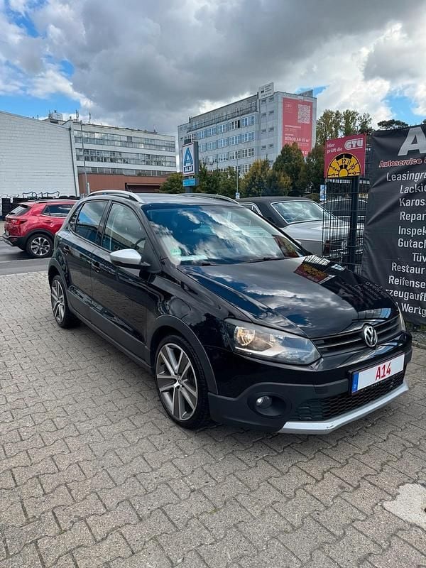 Schwarz Gebraucht 2010 VW Polo Cross Kleinwagen | 5.000 € (Guter Preis) - Bild 1/4