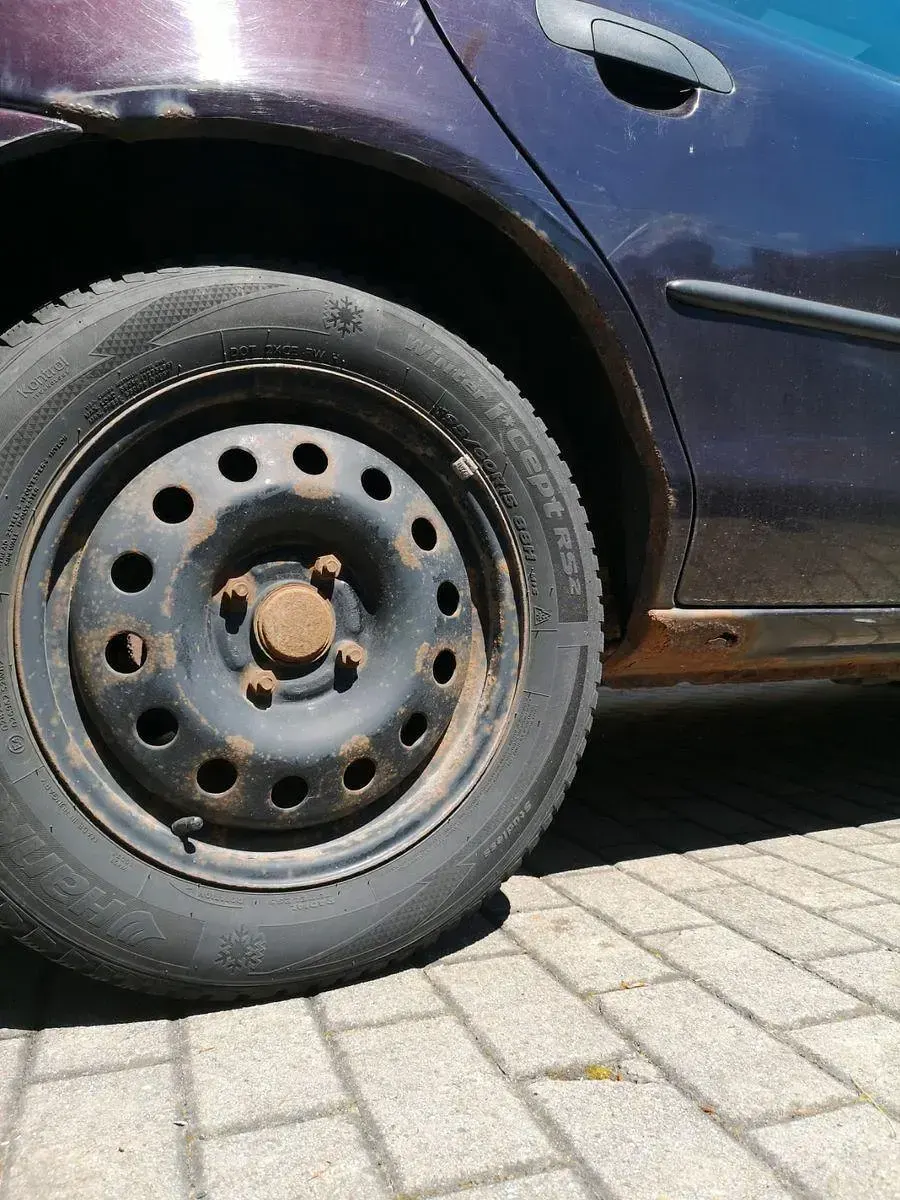Gebraucht Ford Mondeo 111 PS (81 kW) 1996 Violet Limousine