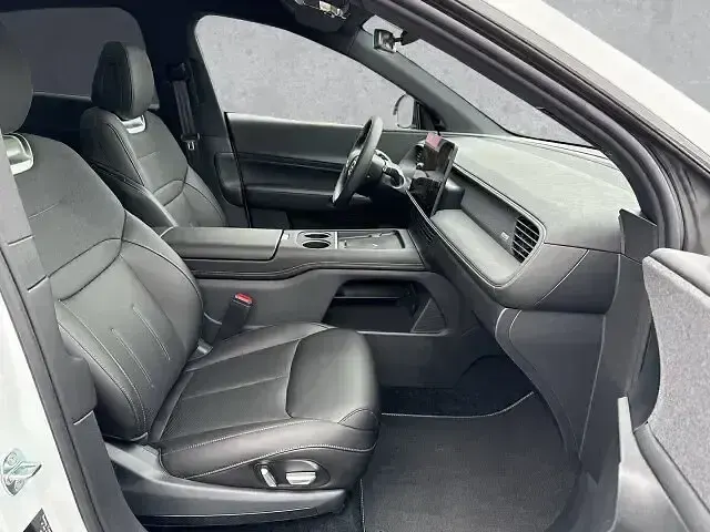 Gebraucht XPENG G6 AWD Performance 350 kW (476 PS) 2025 Arctic white SUV