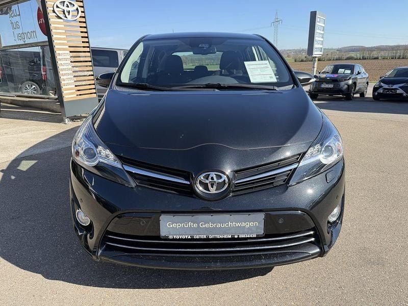Gebraucht Toyota Verso Edition-S 147 PS (108 kW) 2018 Schwarz Van / Kleinbus