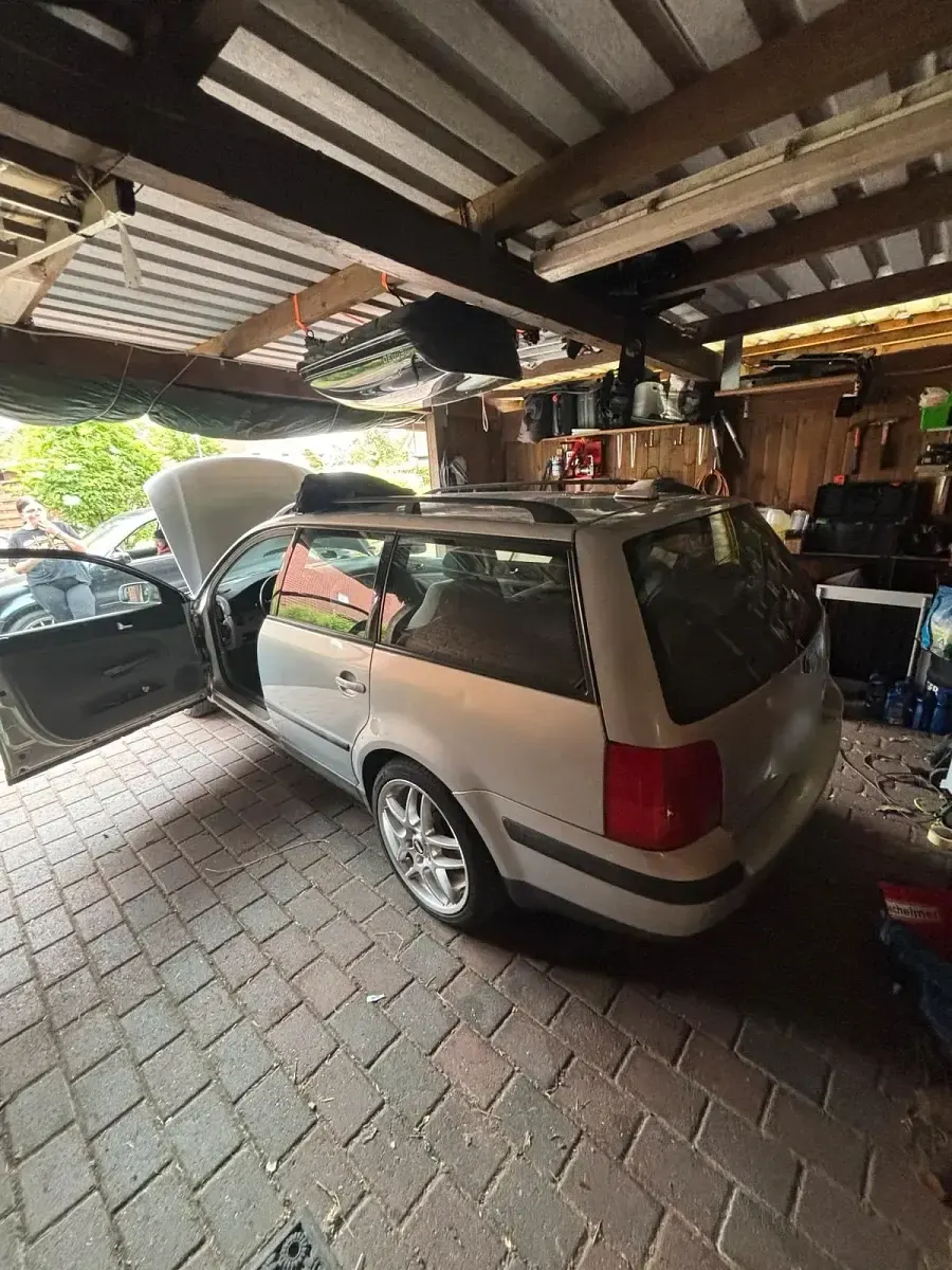 Gebraucht VW Passat 125 PS (91 kW) 1997 Silber Kombi