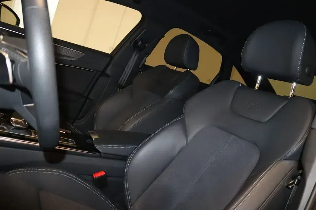 Gebraucht Audi A6 S-line plus 265 PS (194 kW) 2023 Firmamentblau metallic Limousine