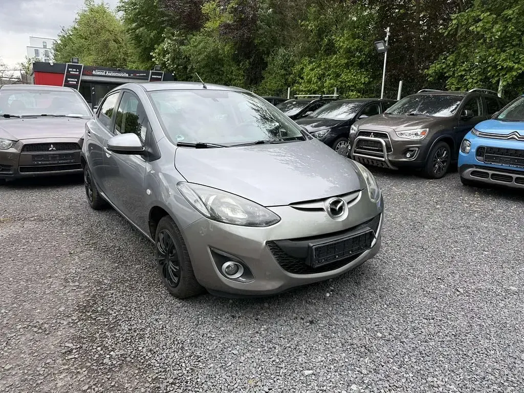 Usata Mazda 2 Sendo 84 CV (61 kW) 2014 Grigio Berlina