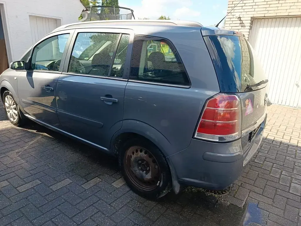 Gebraucht Opel Zafira 140 PS (102 kW) 2005 Grau Van / Kleinbus