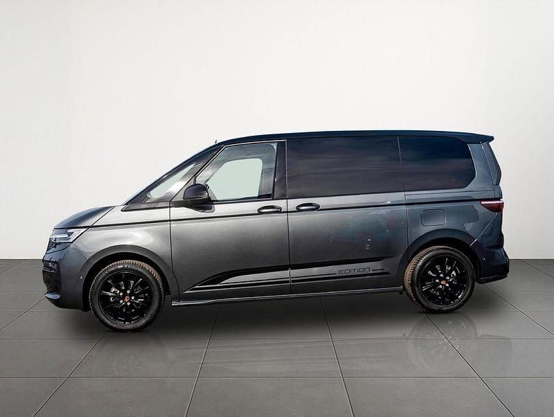 Neu VW Multivan 150 PS (110 kW) 2025 Indiumgrau metallic deep black perleffek t Van