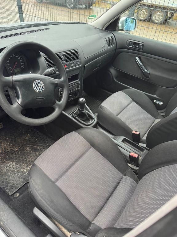 Gebraucht VW Golf IV Basis 75 PS (55 kW) 2001 Silber Limousine