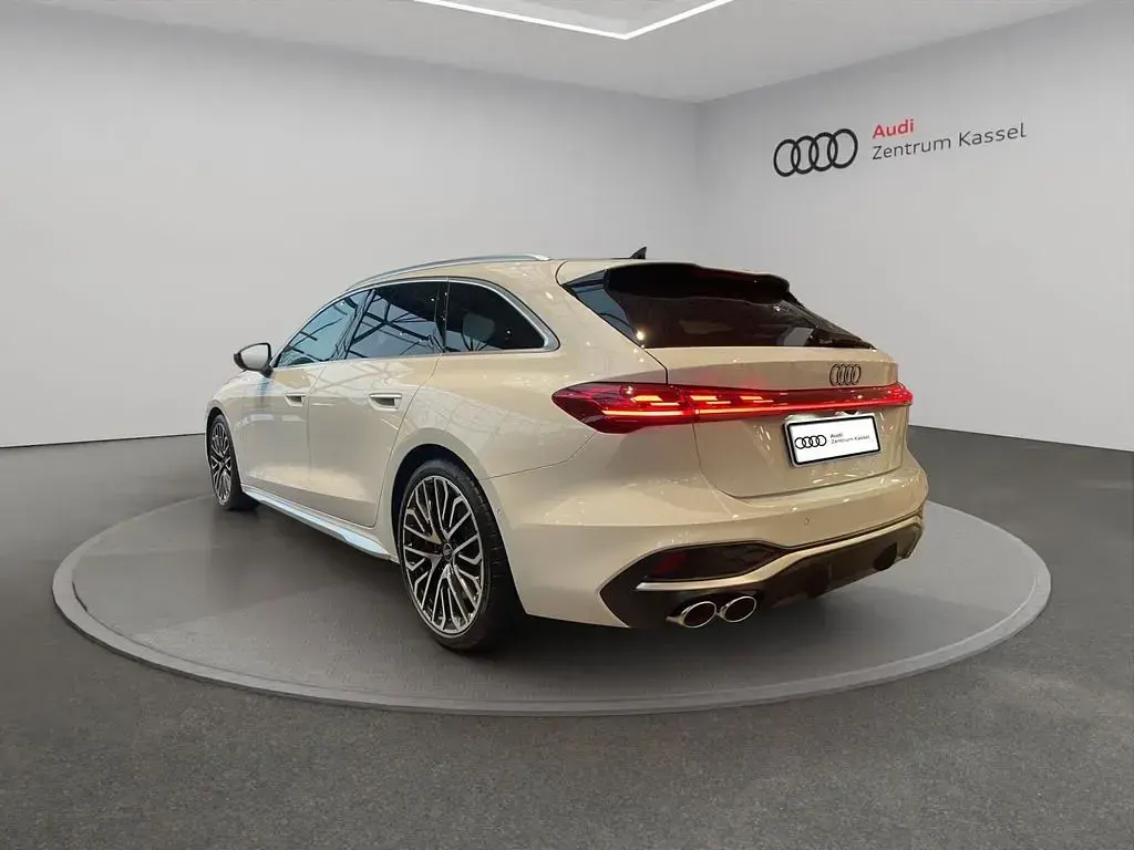 Gebraucht Audi S5 Sport 367 PS (269 kW) 2025 Weiß Kombi