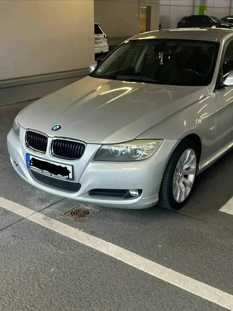 Gebraucht BMW 316 116 PS (85 kW) 2010 Silber Limousine