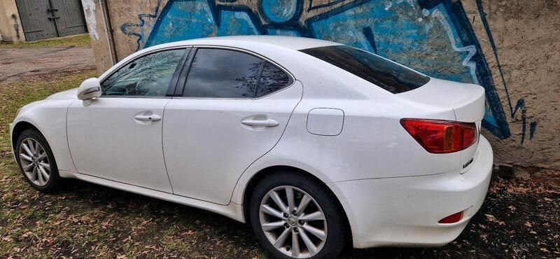 Weiß Gebraucht 2010 Lexus IS220d Limousine | 4.000 € (Superpreis) - Bild 1/4