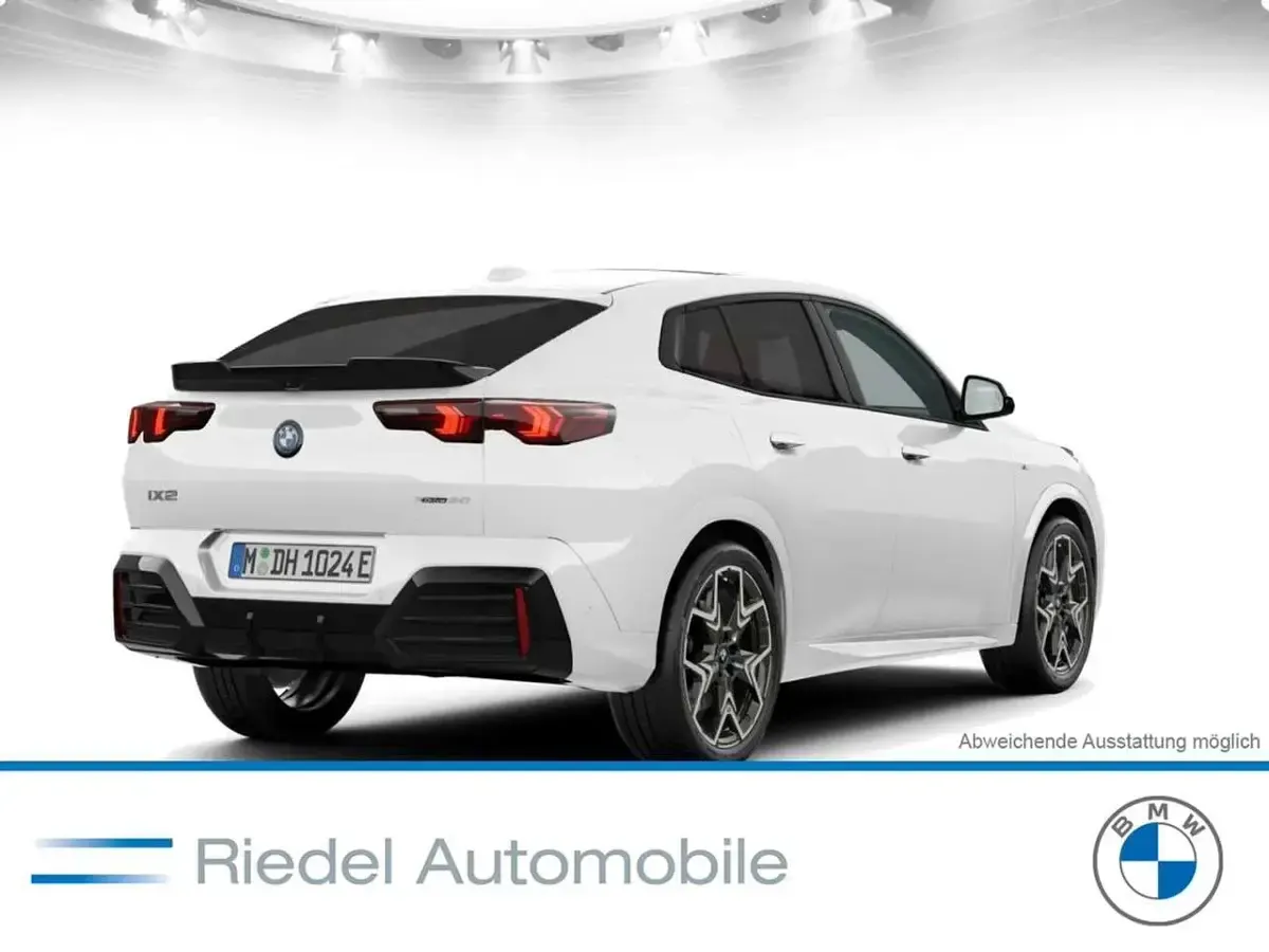 Gebraucht BMW iX2 230 kW (313 PS) 2024 Alpinweiß SUV