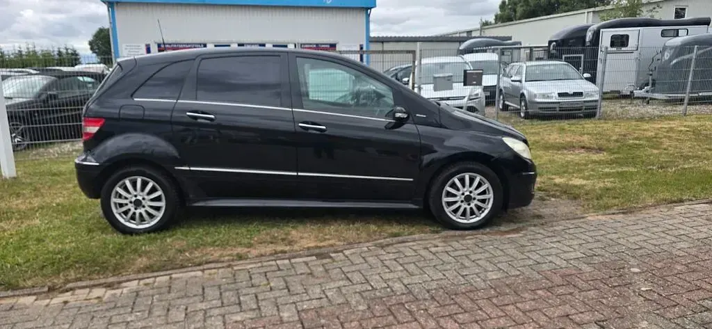 Gebraucht Mercedes B200 Edition 136 PS (100 kW) 2007 Schwarz Van / Kleinbus