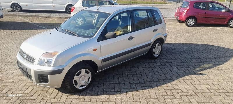 Gebraucht Ford Fusion 80 PS (58 kW) 2007 Silber Kleinwagen