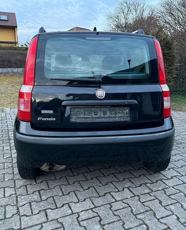 Gebraucht Fiat Panda Dynamic 69 PS (50 kW) 2010 Schwarz Kleinwagen
