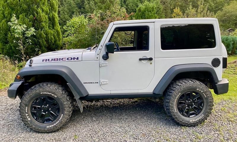 Weiß Gebraucht 2014 Jeep Wrangler Rubicon SUV | 36.500 € (Fairer Preis) - Bild 1/4