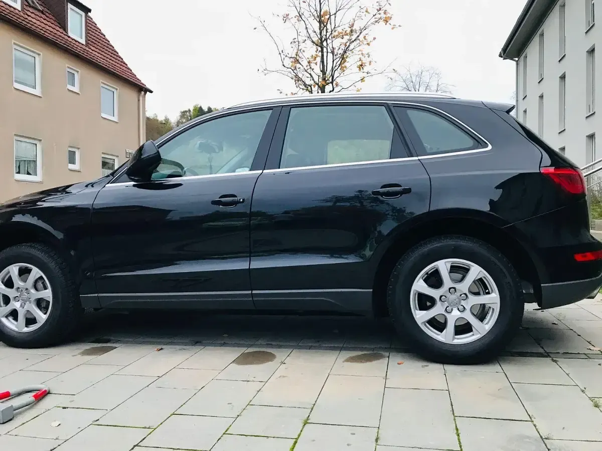 Gebraucht Audi Q5 Sport 179 PS (131 kW) 2014 Schwarz SUV