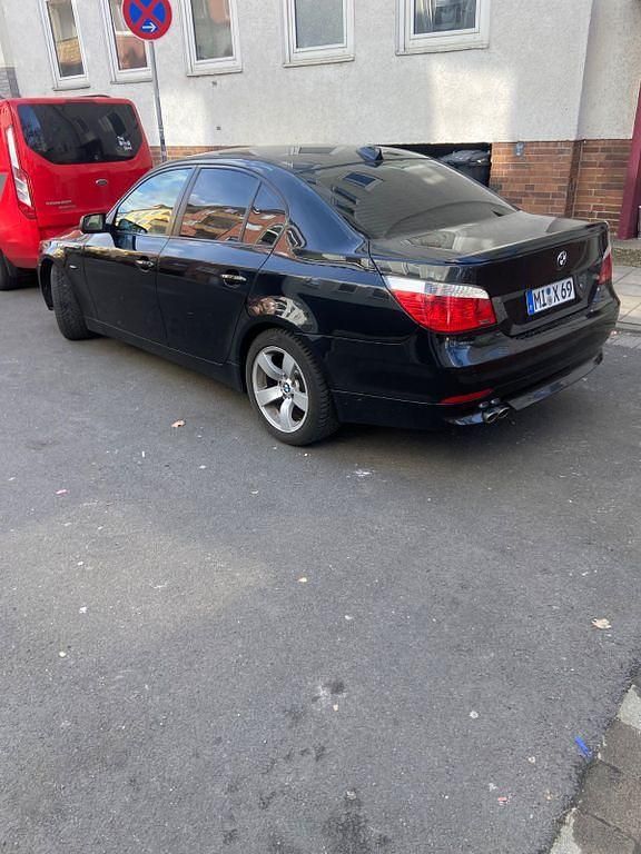 Gebraucht BMW 525 177 PS (130 kW) 2006 Schwarz Limousine