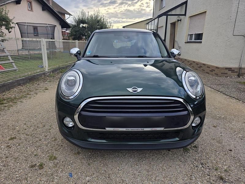 Grün Gebraucht 2017 Mini Cooper Seven Kleinwagen | 11.500 € (Superpreis) - Bild 1/4