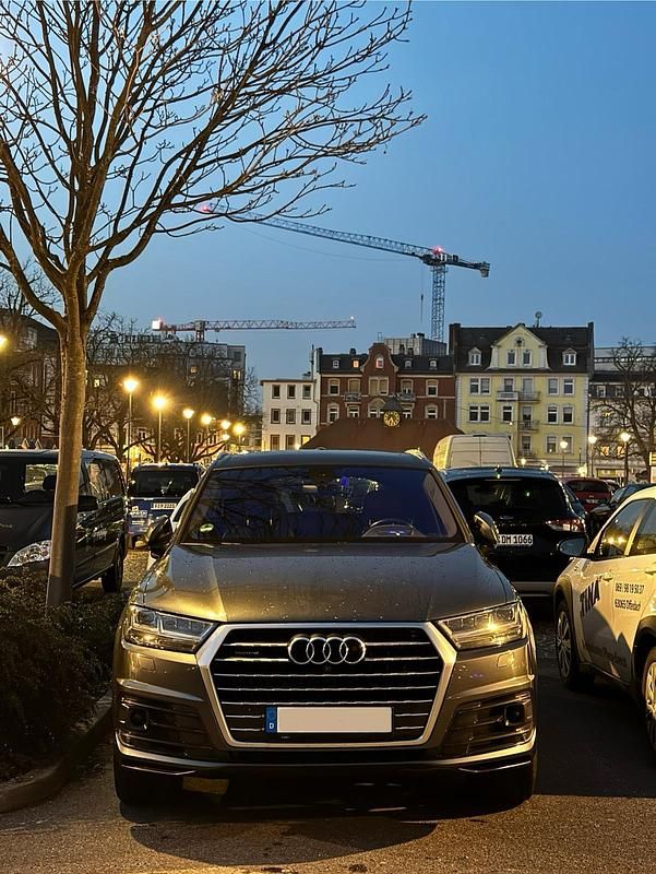 Gebraucht Audi Q7 S-Line 272 PS (200 kW) 2016 Grau SUV