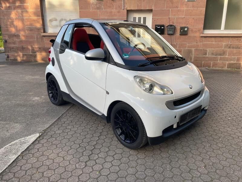 Weiß Gebraucht 2010 Smart ForTwo Cabrio Cabrio | 3.499 € (Guter Preis) - Bild 1/4