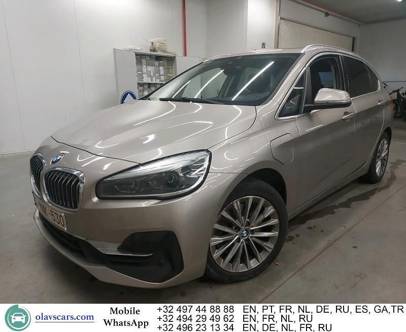Gold Gebraucht 2020 BMW 225 Active Tourer Luxury Line Van / Kleinbus | 17.182 € (Guter Preis) - Bild 1/4