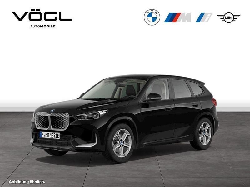 Schwarz Gebraucht 2024 BMW iX1 Performance SUV | 36.890 € (Superpreis) - Bild 1/4