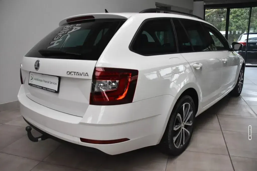 Gebraucht Skoda Octavia Soleil 116 PS (85 kW) 2019 Weiß Kombi
