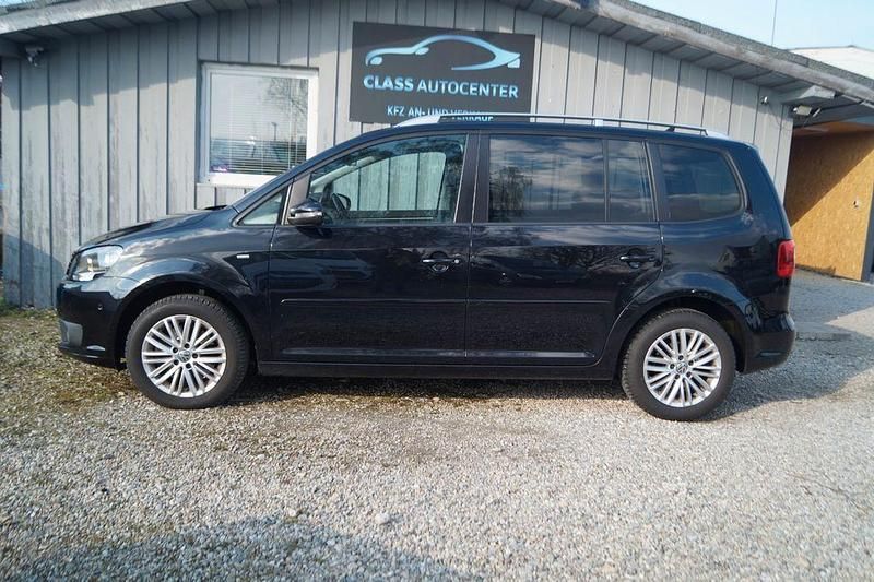 Gebraucht VW Touran Cup 140 PS (102 kW) 2014 Schwarz Van / Kleinbus